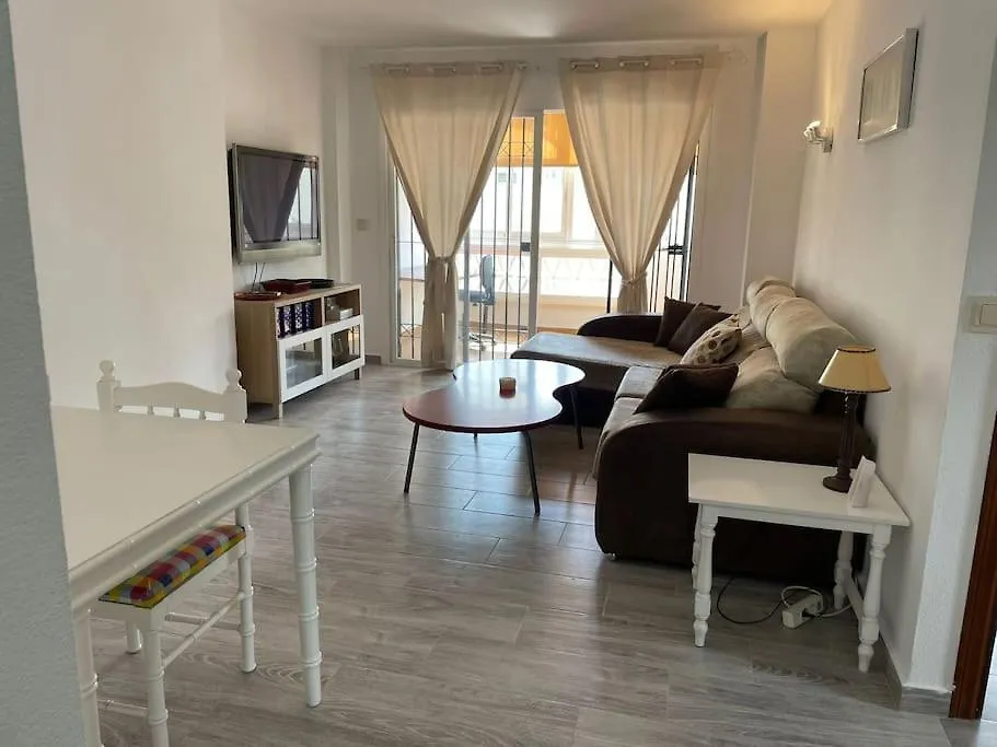 Los Almendros location